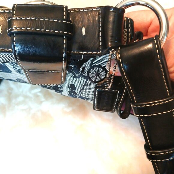 COACH - 2009 Crossbody Canvas and Leather - Picture 14 of 16